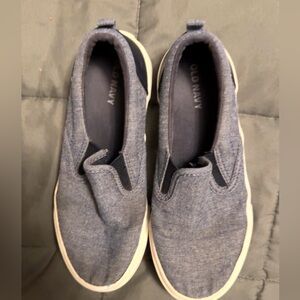 Old navy shoes